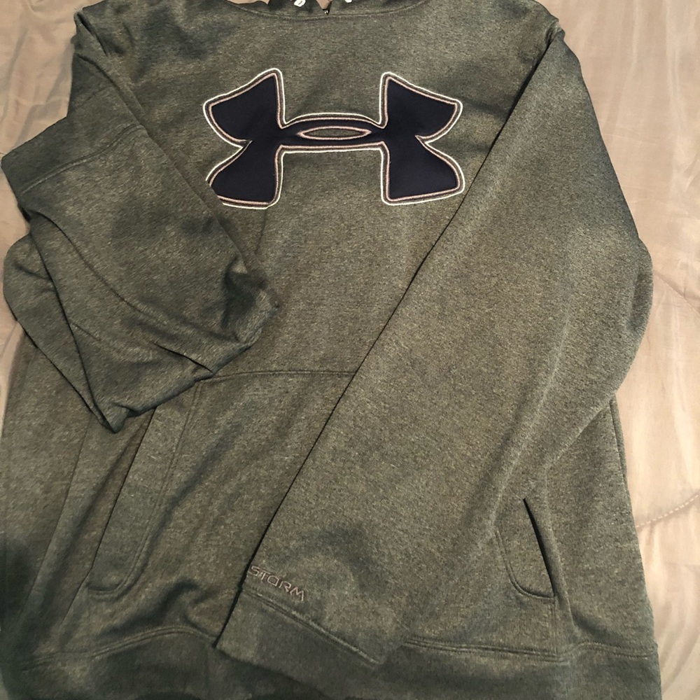 Men’s under armor hoodie